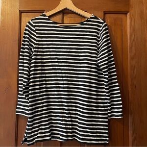 Old Navy Black and White 3/4 Sleeve Relaxed Blouse